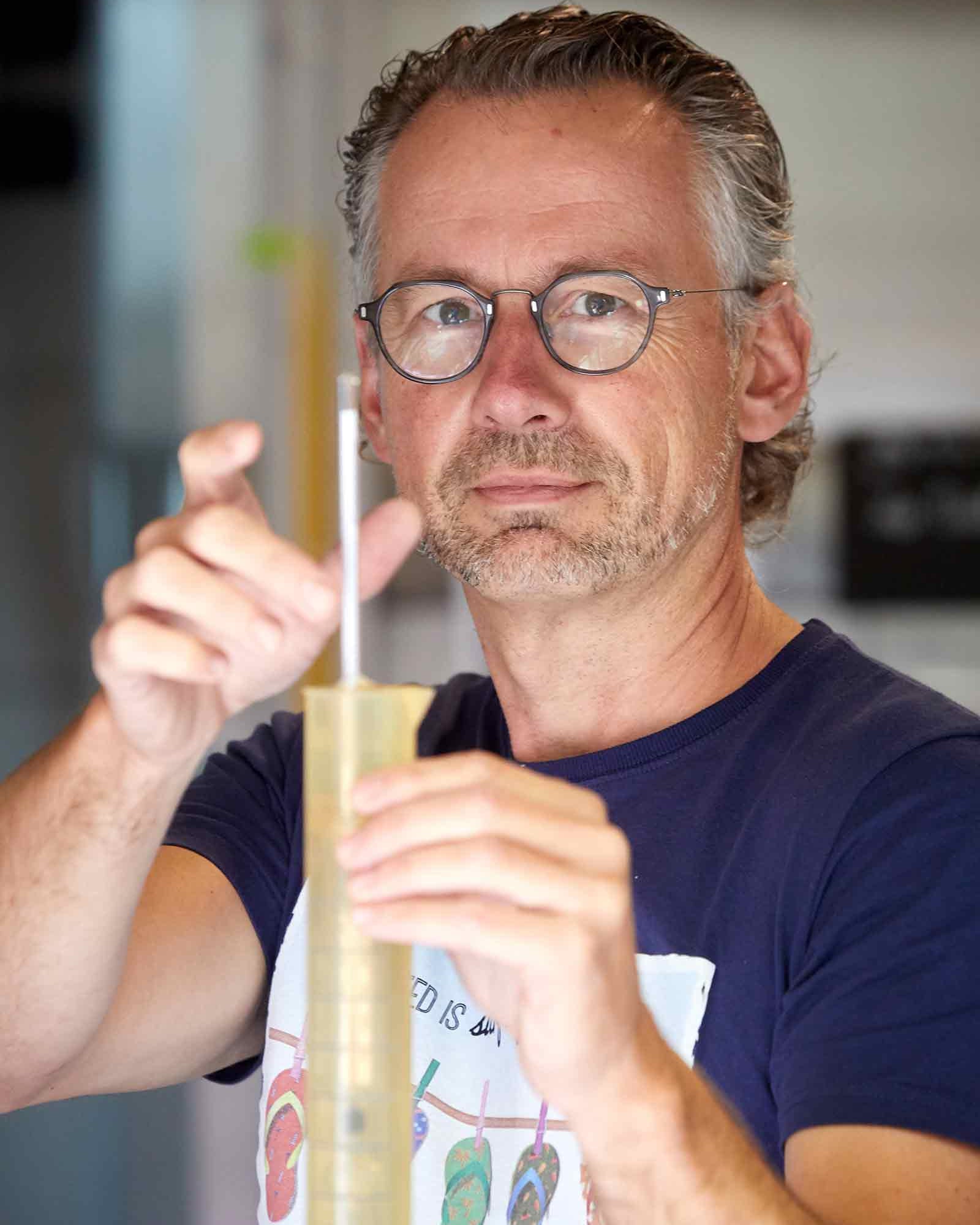 Shop Samuel Billaud Samuel Billaud Petit Chablis "Sur les Clos" 2020 online at PENTICTON artisanal French wine store in Hong Kong. Discover other French wines, promotions, workshops and featured offers at pentictonpacific.com