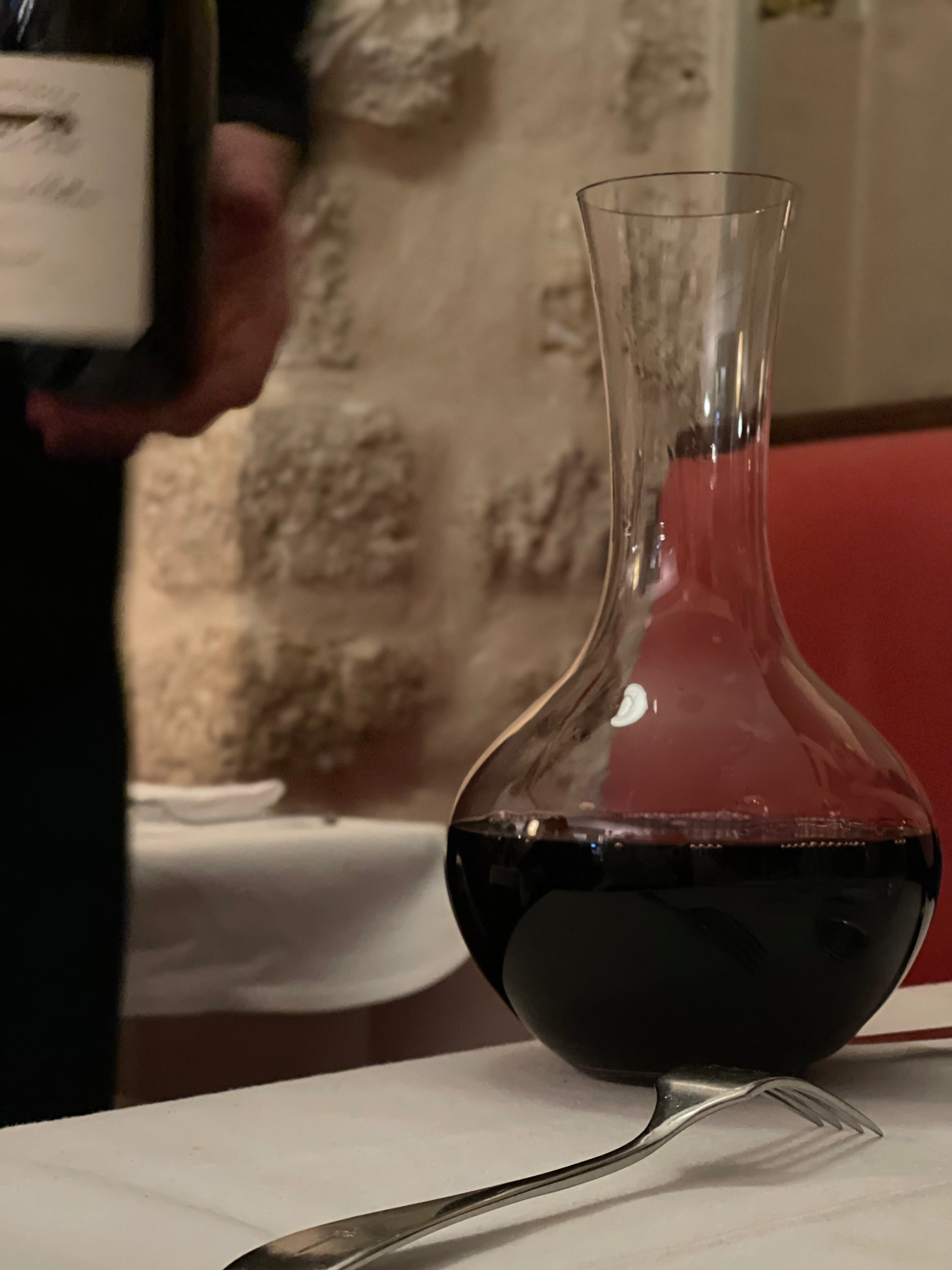 French Wine Store Hong Kong Online Shop, Free delivery & Wine Tasting PENTICTON