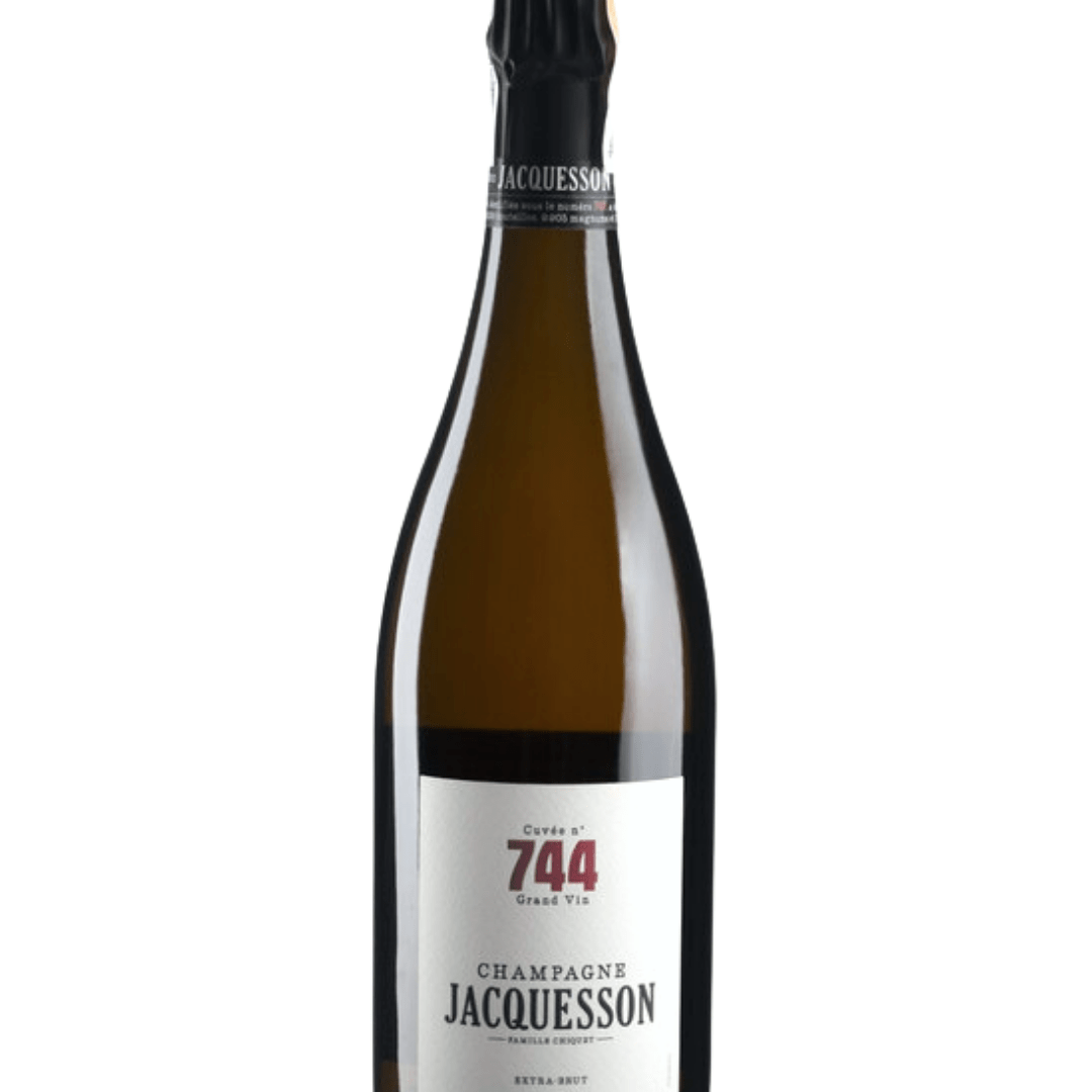 Shop Champagne Jacquesson Champagne Jacquesson Cuvee 744 online at PENTICTON artisanal French wine store in Hong Kong. Discover other French wines, promotions, workshops and featured offers at pentictonpacific.com 